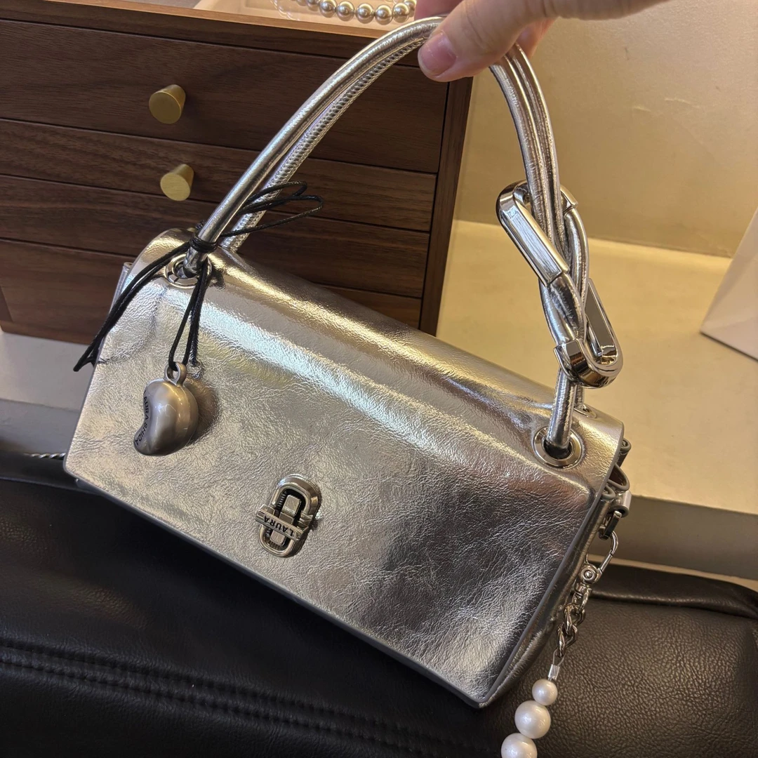 2025春季新款链条斜挎手提包 小众轻奢简约时尚多隔层百搭通勤包