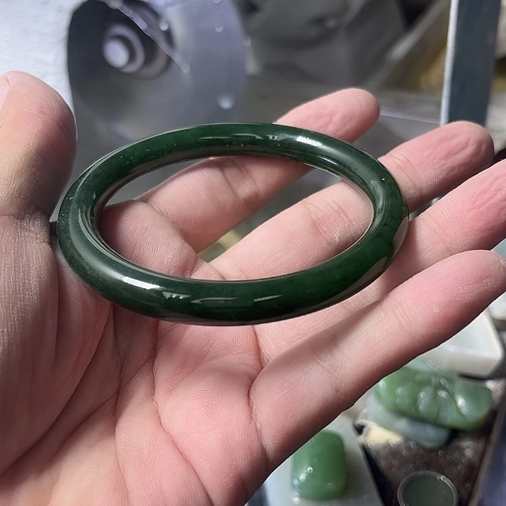 未镶嵌和田玉珠宝半成品