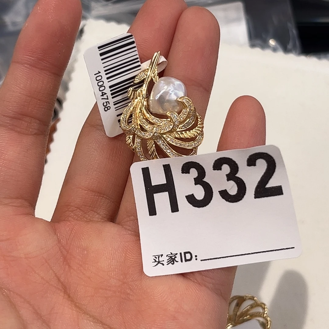 银S925镶嵌耳饰淡水珍珠