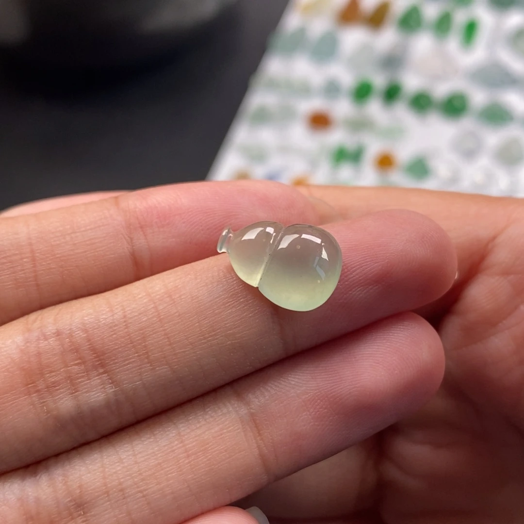 翡翠裸石冰晴葫芦