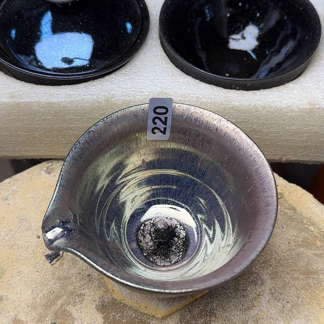 茶盏琢泥窑开窑柴烧