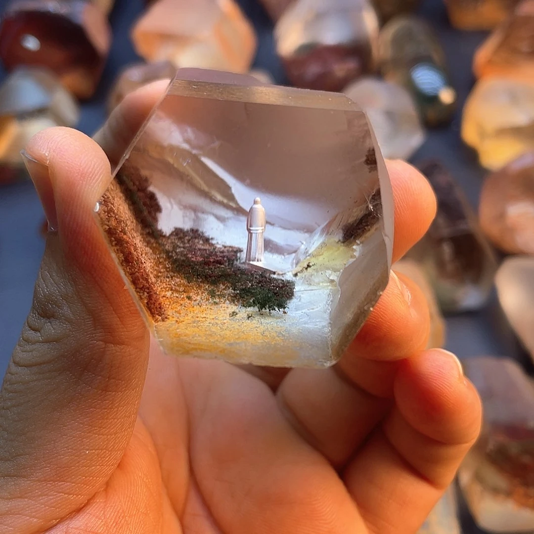 黄***师水晶珠宝半成品未镶嵌摆件