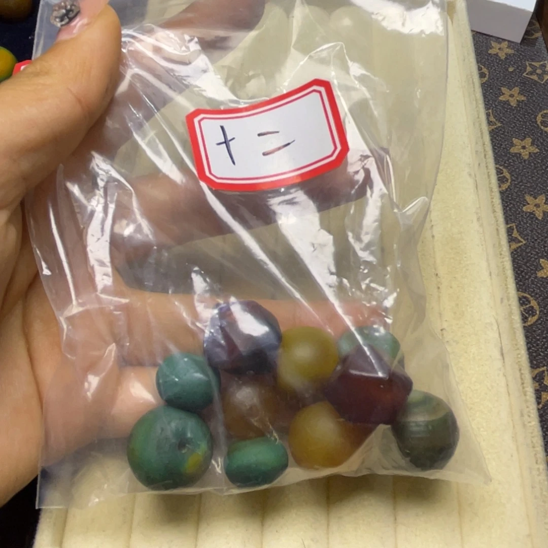 拾***二玛瑙/玉髓未镶嵌珠宝半成品