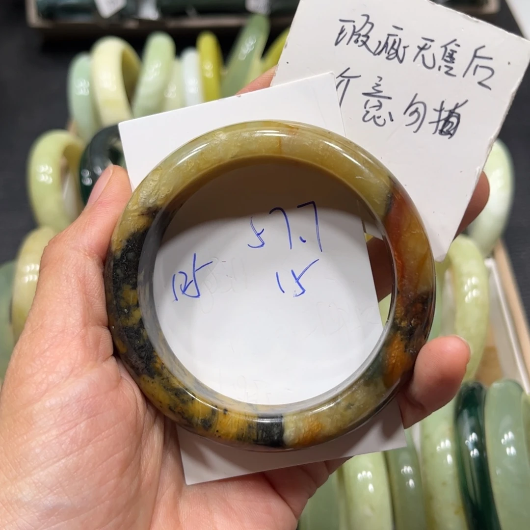 未镶嵌蛇纹石玉手镯