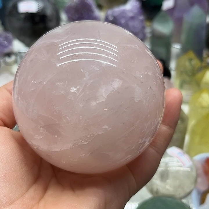 嗨***七水晶珠宝半成品未镶嵌680克粉水晶球