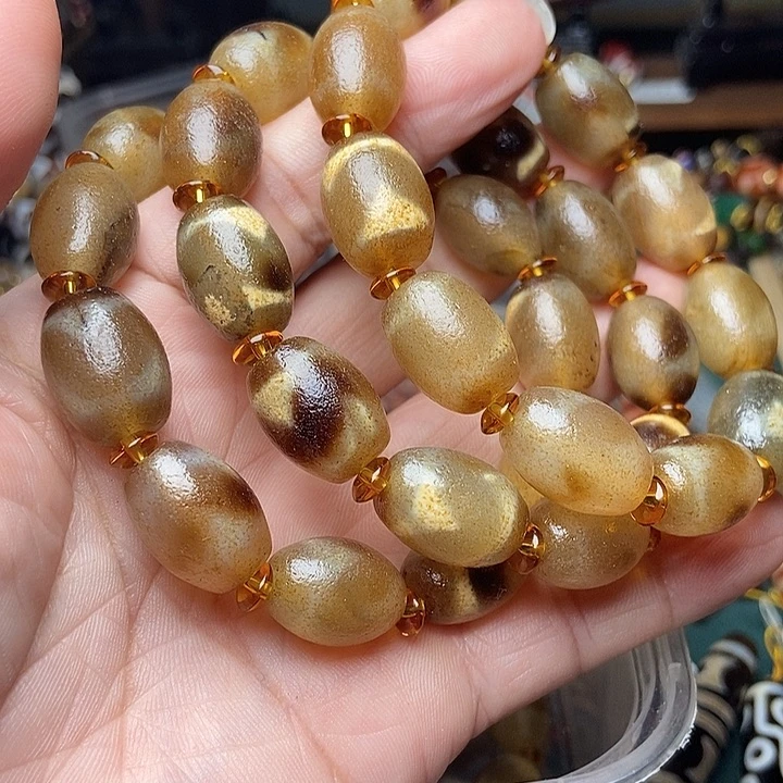 玛瑙/玉髓未镶嵌手链发一条