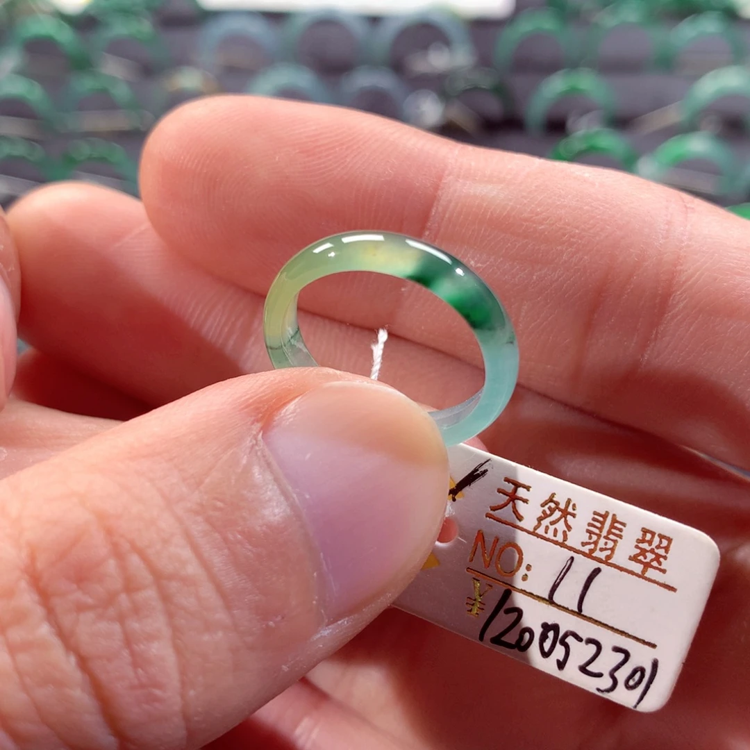 翡翠未镶嵌戒指翡翠戒指