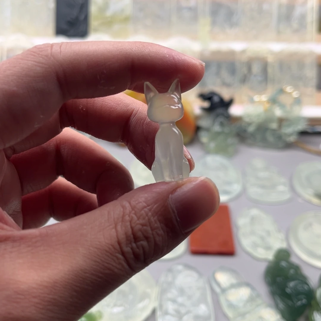 未镶嵌蛇纹石玉颈饰