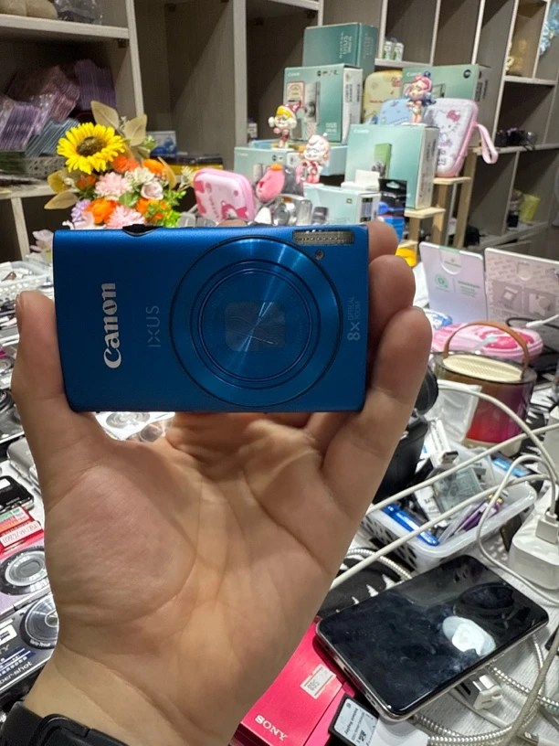 95新  佳能ixus230蓝色带配件
