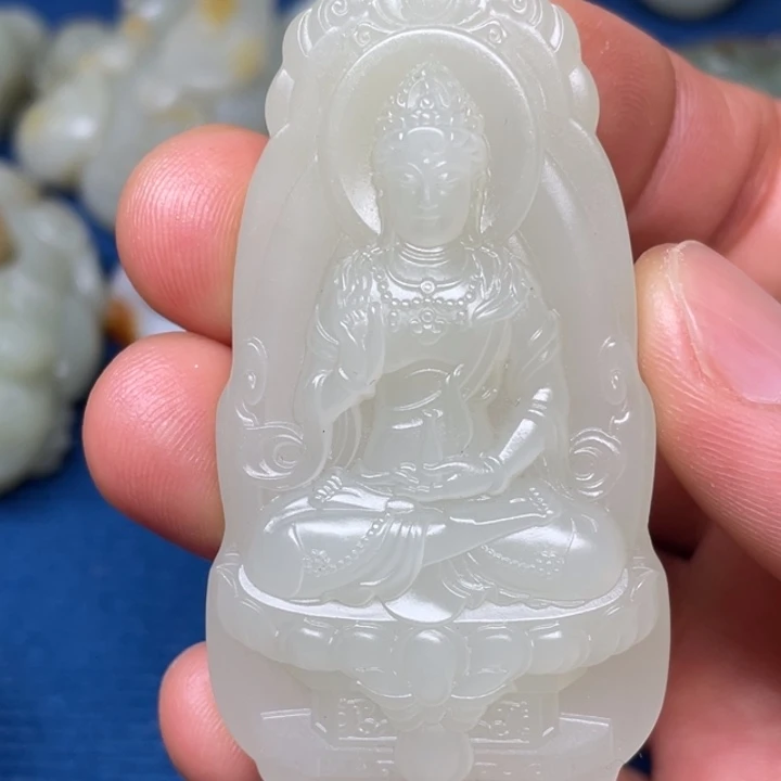 颈饰未镶嵌和田玉