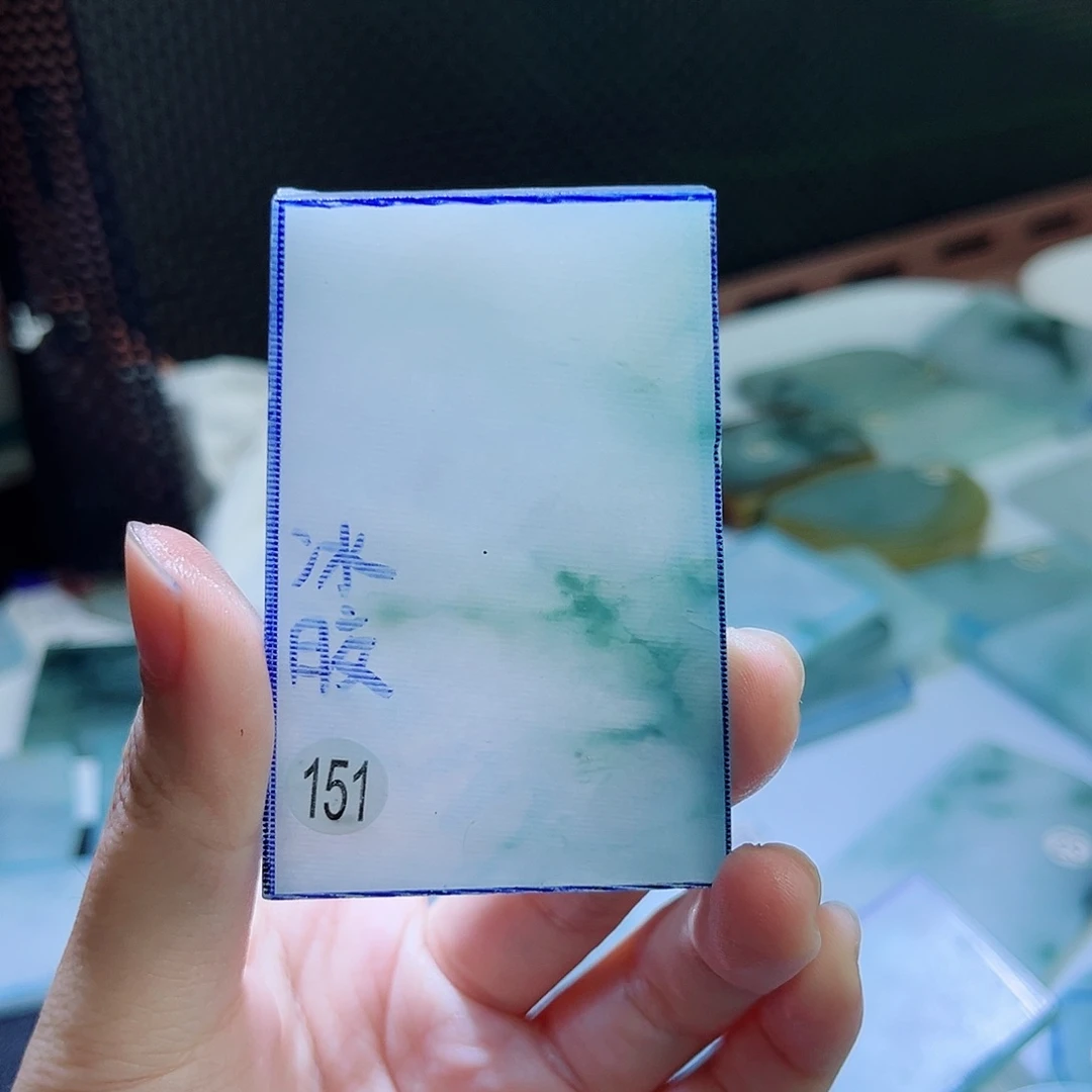 未镶嵌定制翡翠阳****！翡翠片料定制未镶嵌
