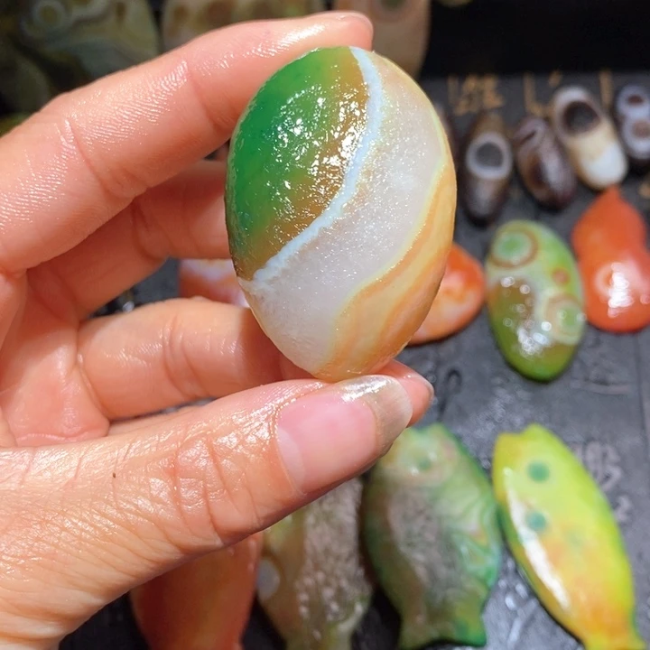 石英质玉颈饰未镶嵌古*