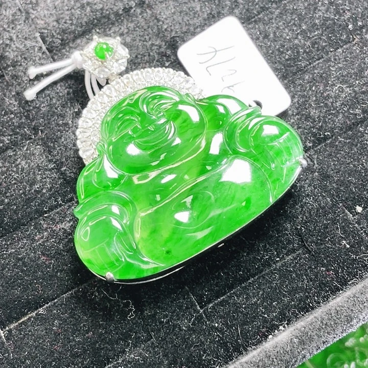 翡翠未镶嵌颈饰15