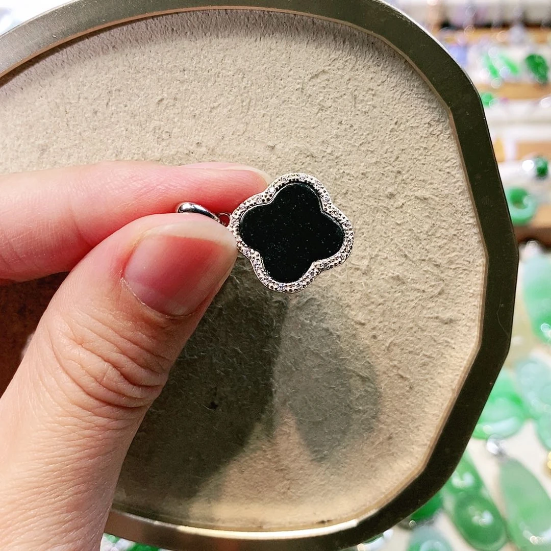 【闪购商品】翡翠挂件未镶嵌裸石