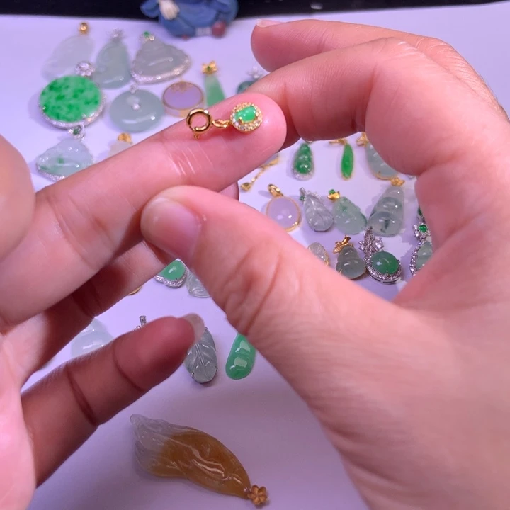 翡翠银S925镶嵌颈饰