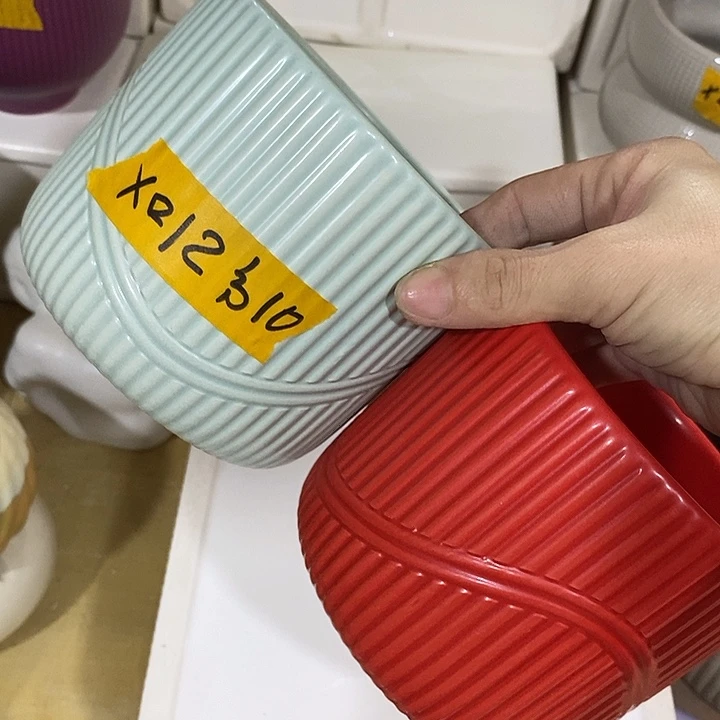 摆件陶盆有孔 瑕疵介意勿拍