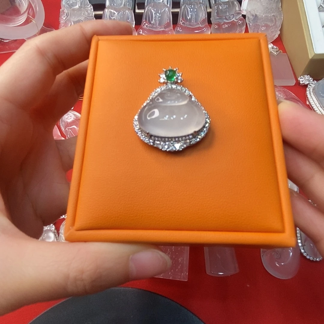 石英质玉合金佛公