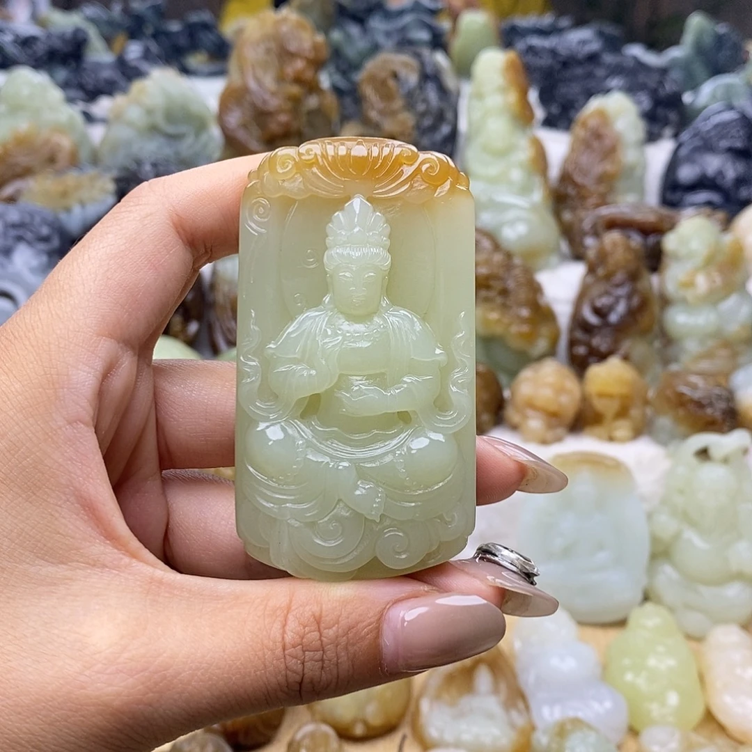 陈***意颈饰未镶嵌和田玉
