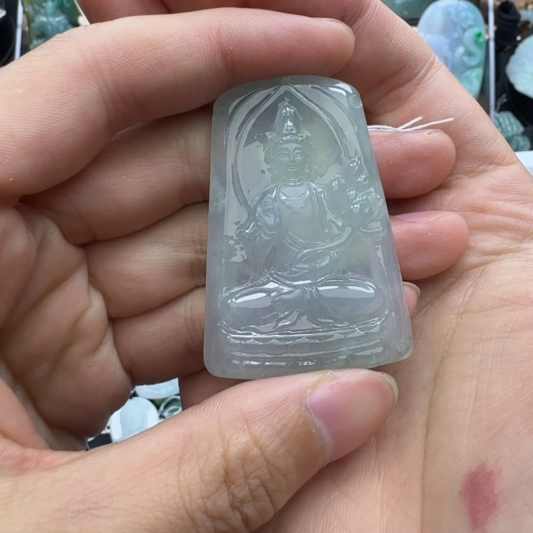 翡翠颈饰未镶嵌缅甸翡翠，观音