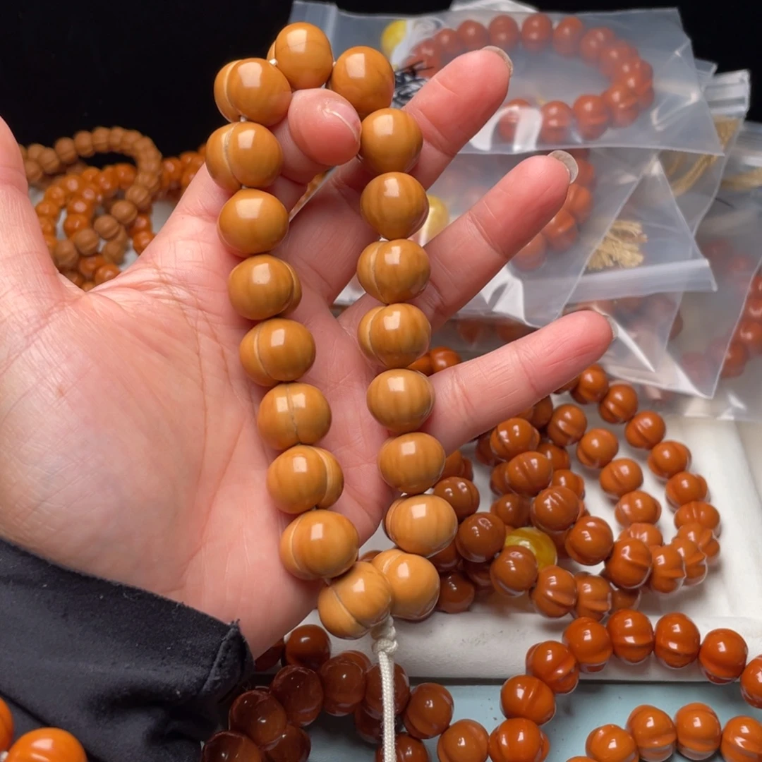 *****吊坠猴头核桃聚宝盆