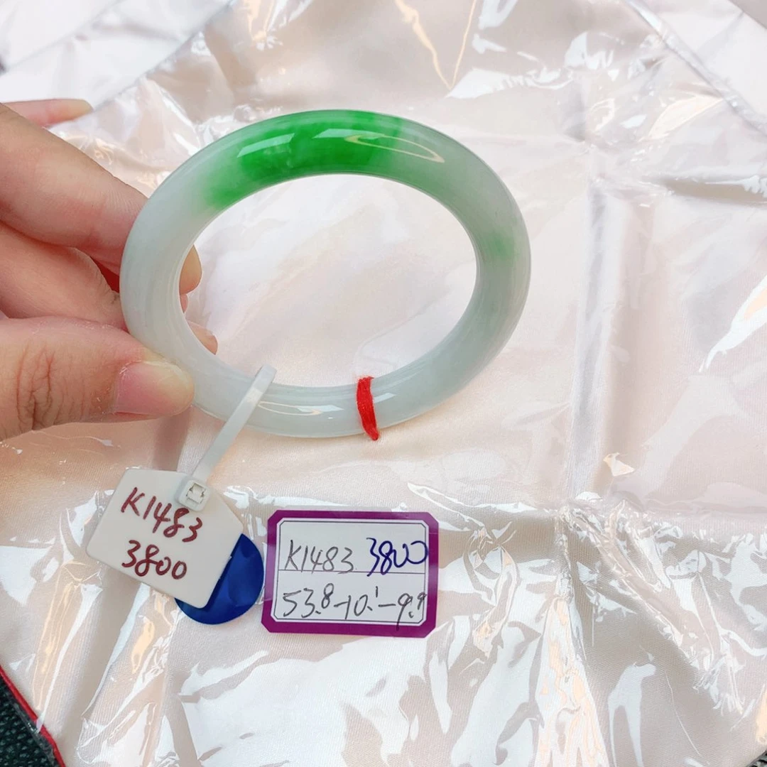 翡翠手镯未镶嵌朦*缅甸翡翠