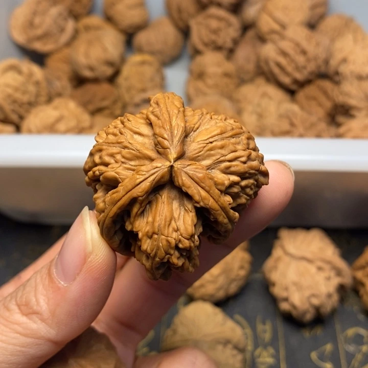 哈***哈文玩核桃吊坠文玩核桃异形单只