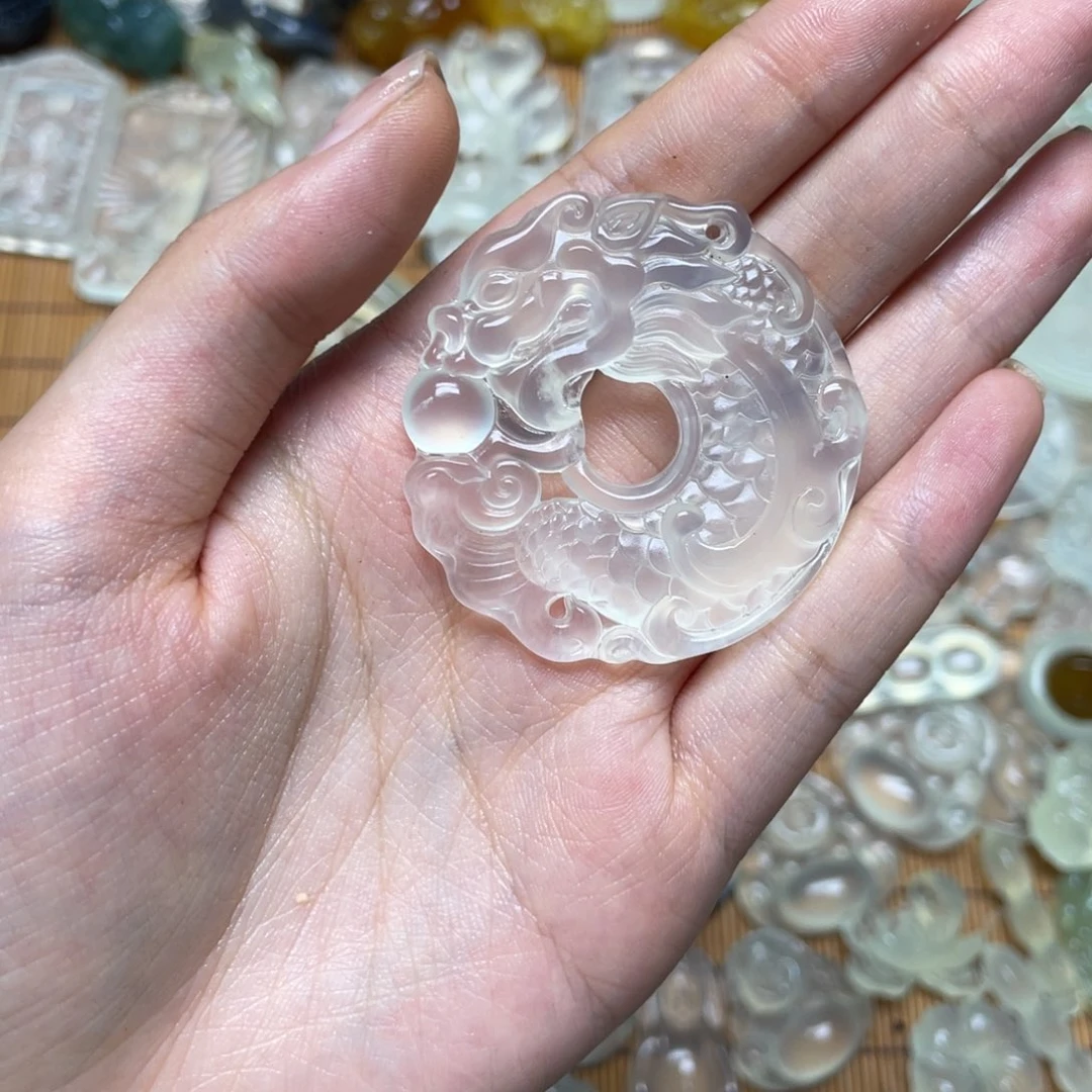 未镶嵌蛇纹石玉颈饰星***0