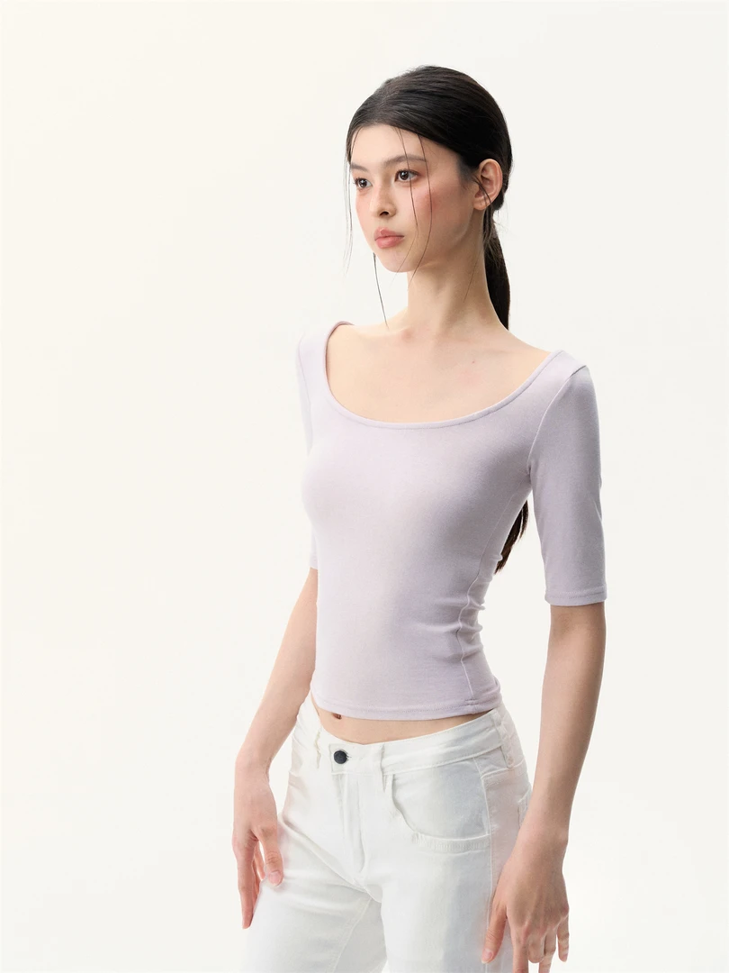 【CHUN ZI】设计感中袖U领T恤女打底衫内搭修身性感上衣