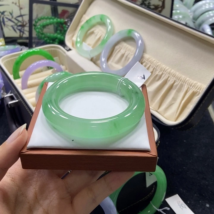 般***蜜非金属57_58手镯圈口