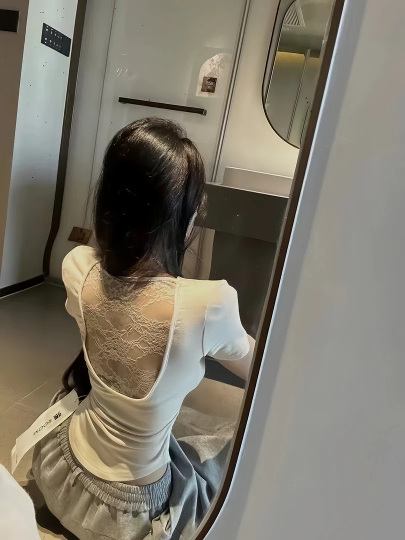 2025 (001-199)辣妹女装一字肩斜肩正肩短袖t恤女夏季设计感气质