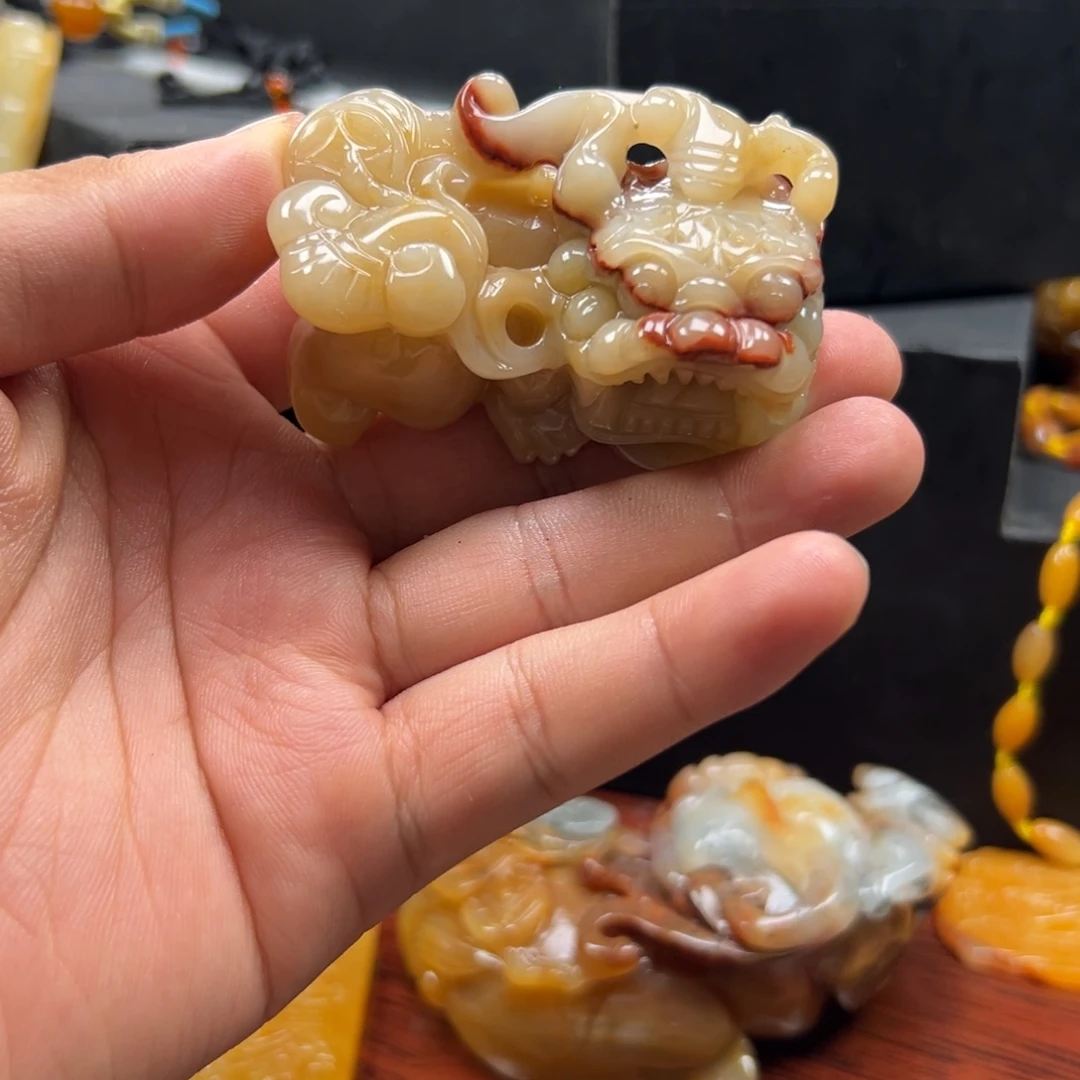 石英质玉（黄龙玉）未镶嵌多样性发货，发其一