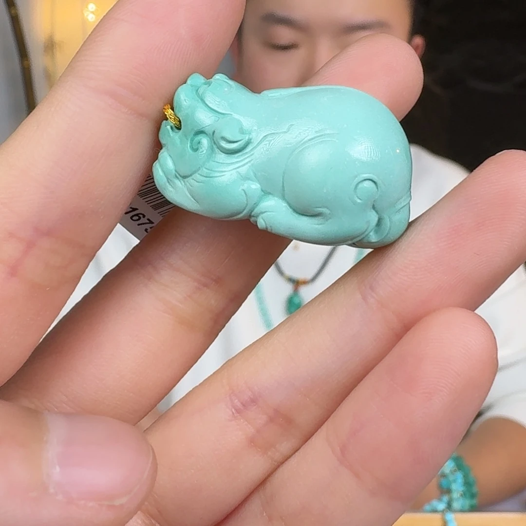 绿松石未镶嵌珠宝奇石