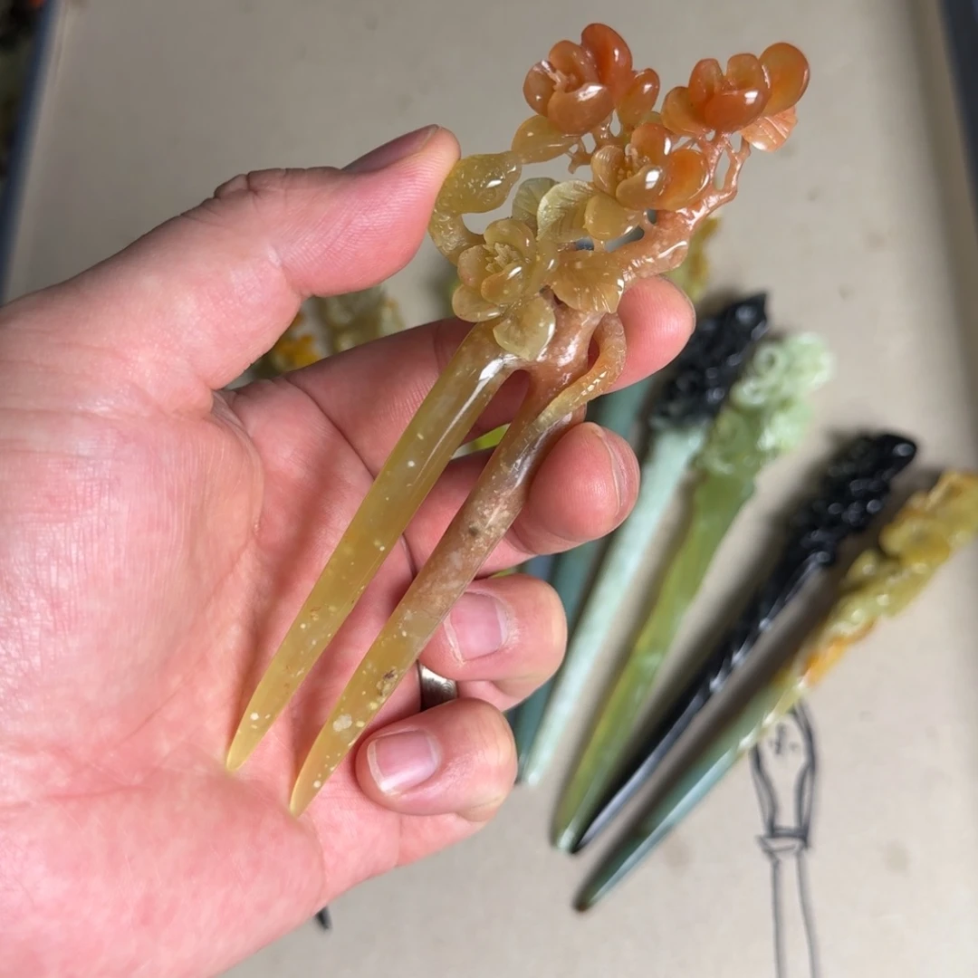 岫玉发饰未镶嵌………………………………