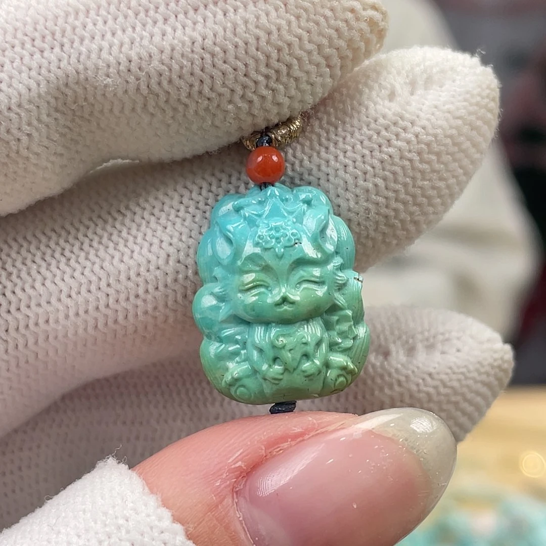 绿松石未镶嵌挂件