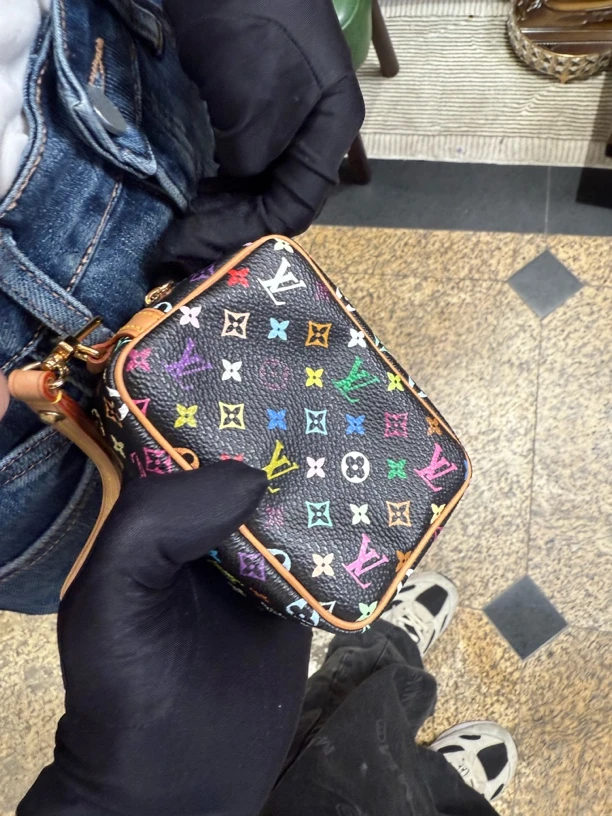 95新 LouisVuitton/路易威登 Lv黑三彩