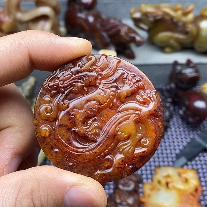 未镶嵌蛇纹石玉颈饰