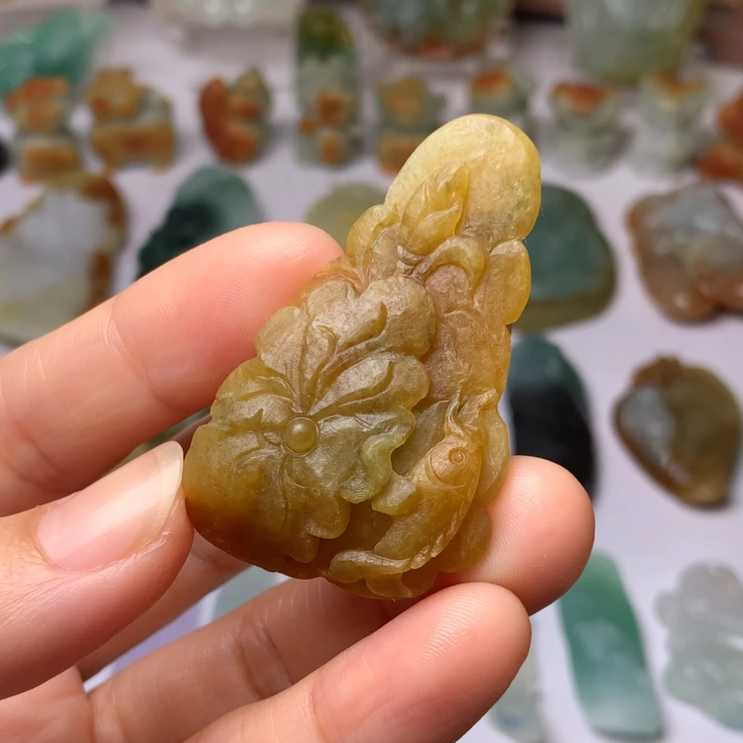 定制翡翠未镶嵌翡翠