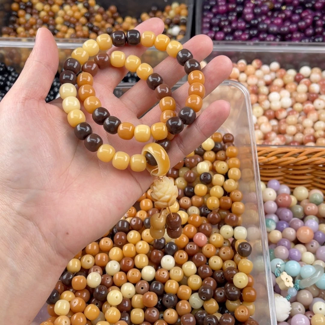 白玉菩提吊坠z10mm 260 颗瑕不售后