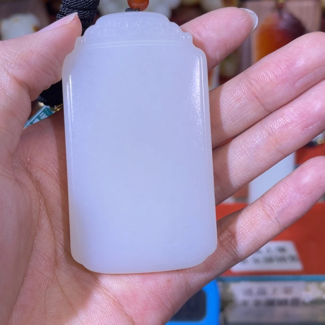 破***。和田玉未镶嵌挂件
