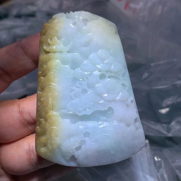 翡翠未镶嵌颈饰保真天然A货翡翠