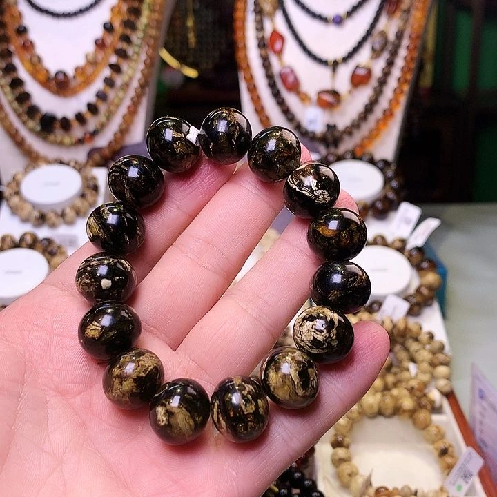 琥珀未镶嵌裸石16+黑白260