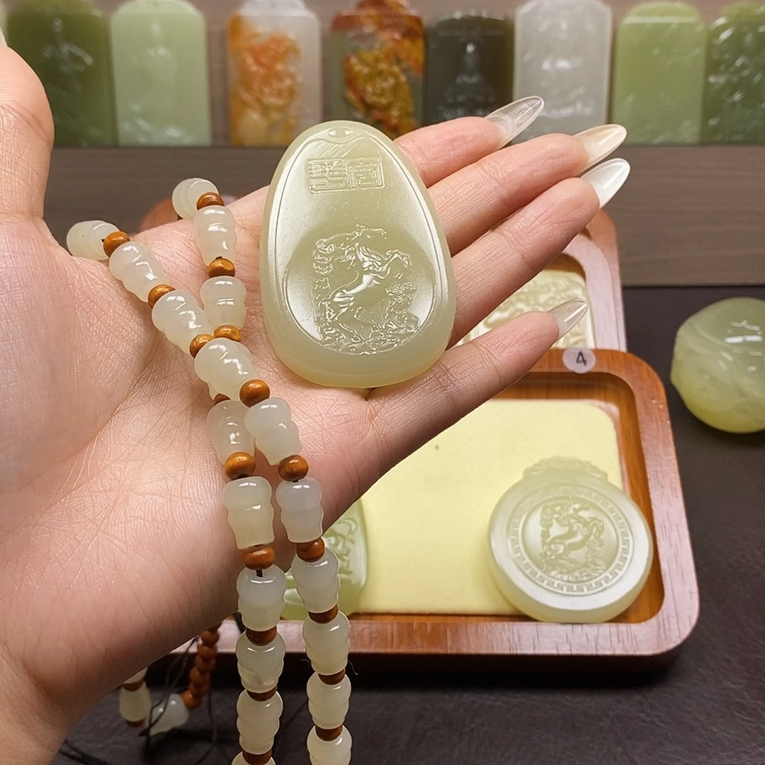 新疆昆仑山料一物一拍