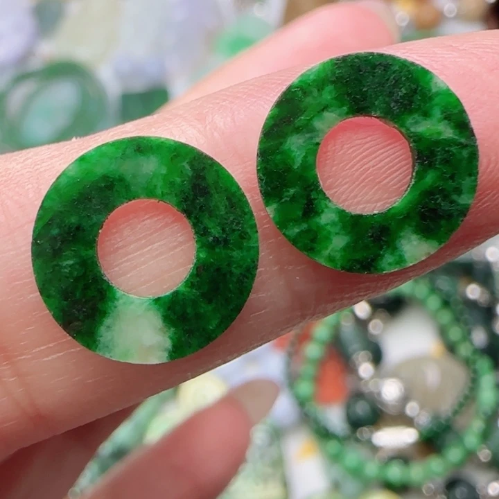 翡翠未镶嵌颈饰天然A货218