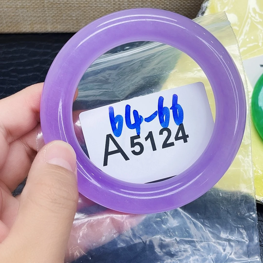 翡翠手镯未镶嵌默认微瑕