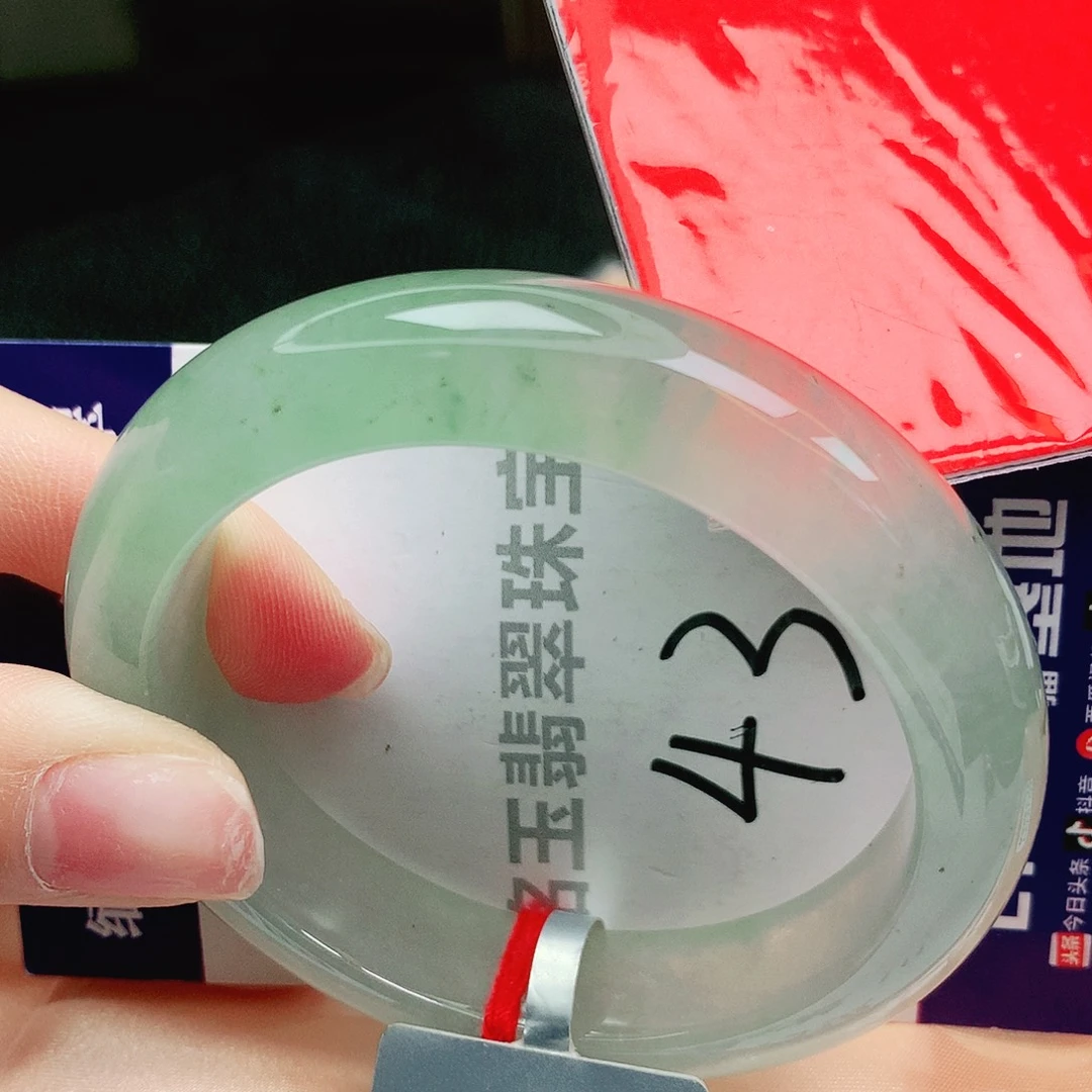 翡翠手镯未镶嵌缅甸天然a货翡翠手镯