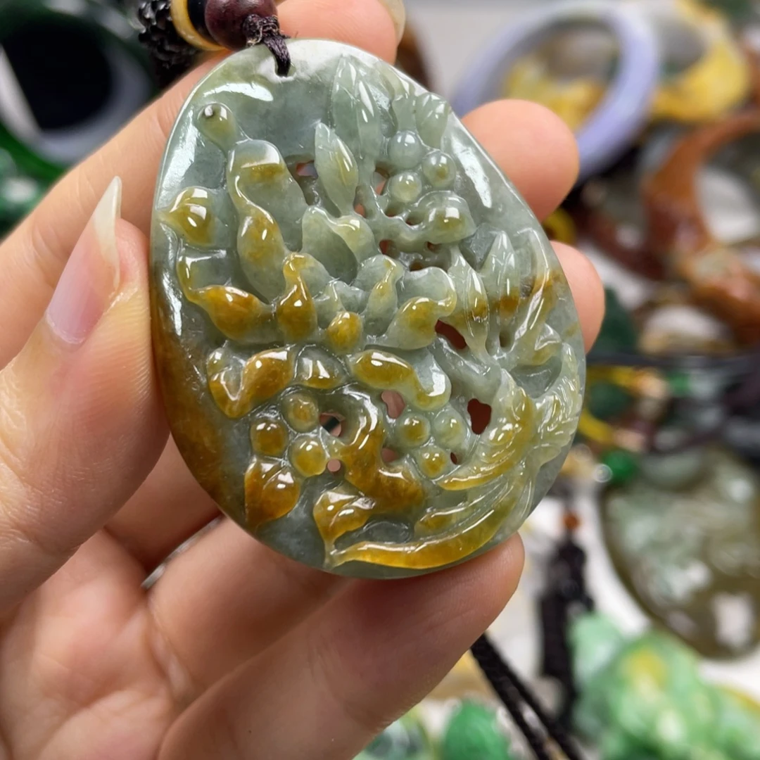 颈饰未镶嵌翡翠牌子