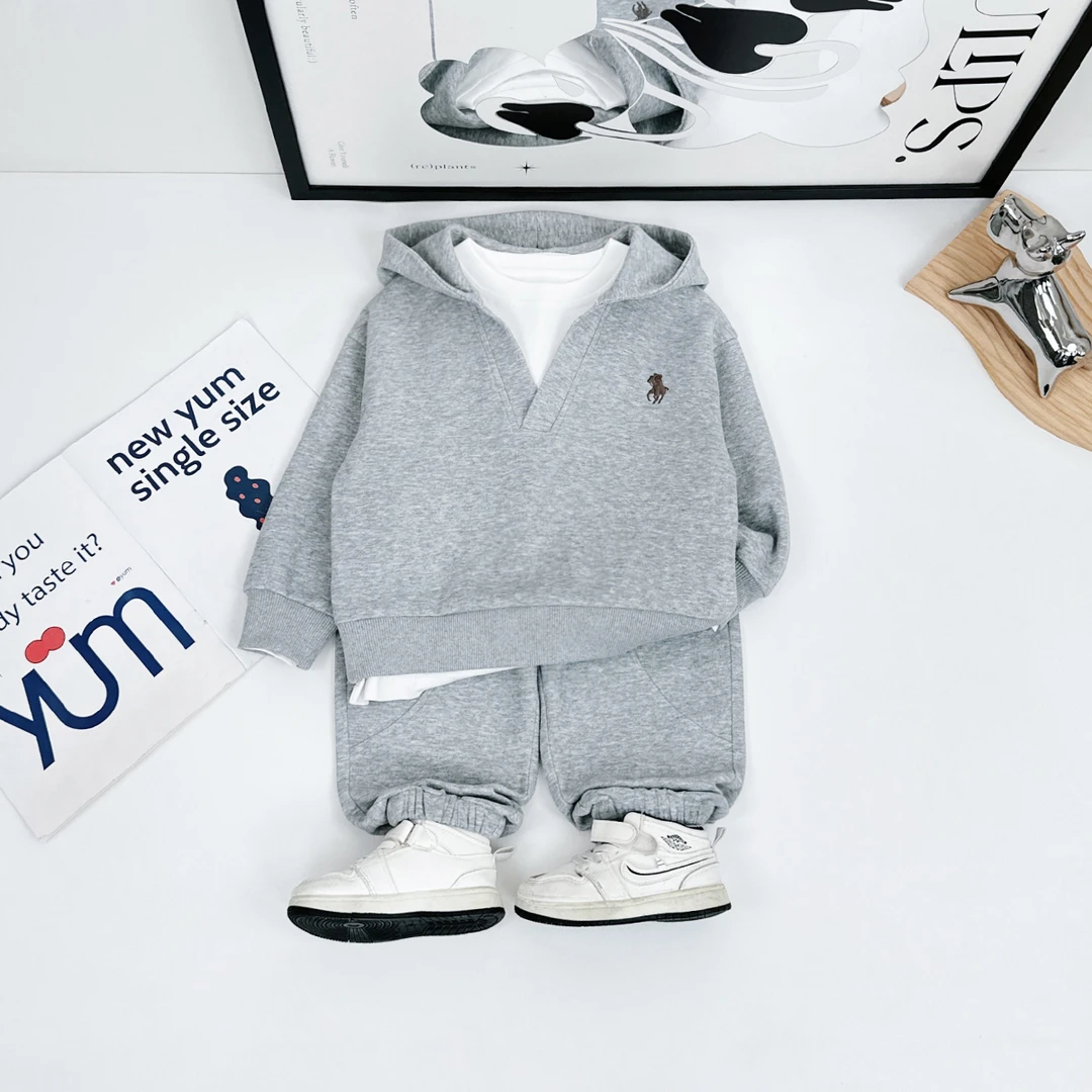 男童套装2025新款春装儿童休闲三件套洋气 WG28153 悠悠童话童装