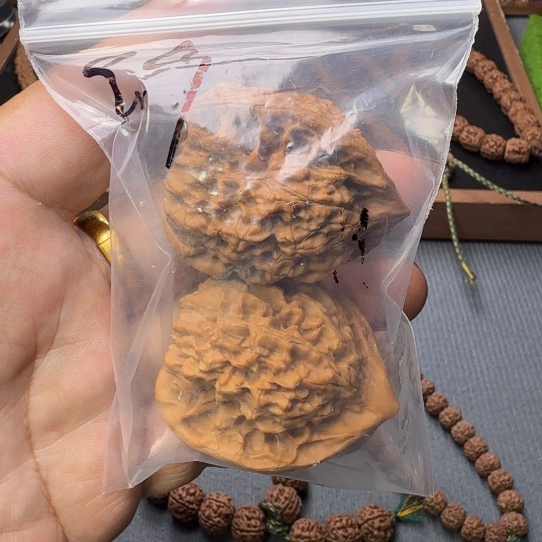 金刚菩提把件?*昇福利核桃麒麟官帽