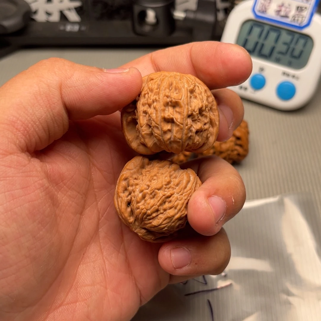 老****。哈哈哈哈哈哈哈哈哈哈