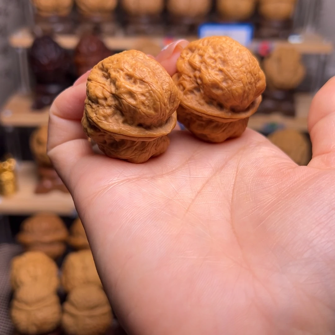 把件桃核小玉蟾和4、35……